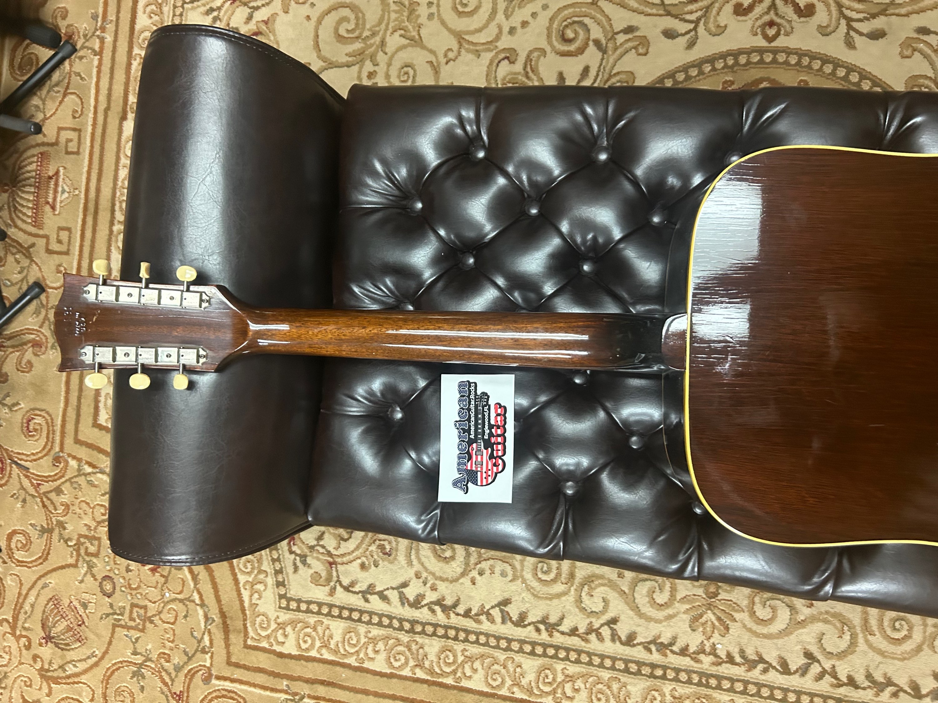 1972 Gibson J-50 view 6