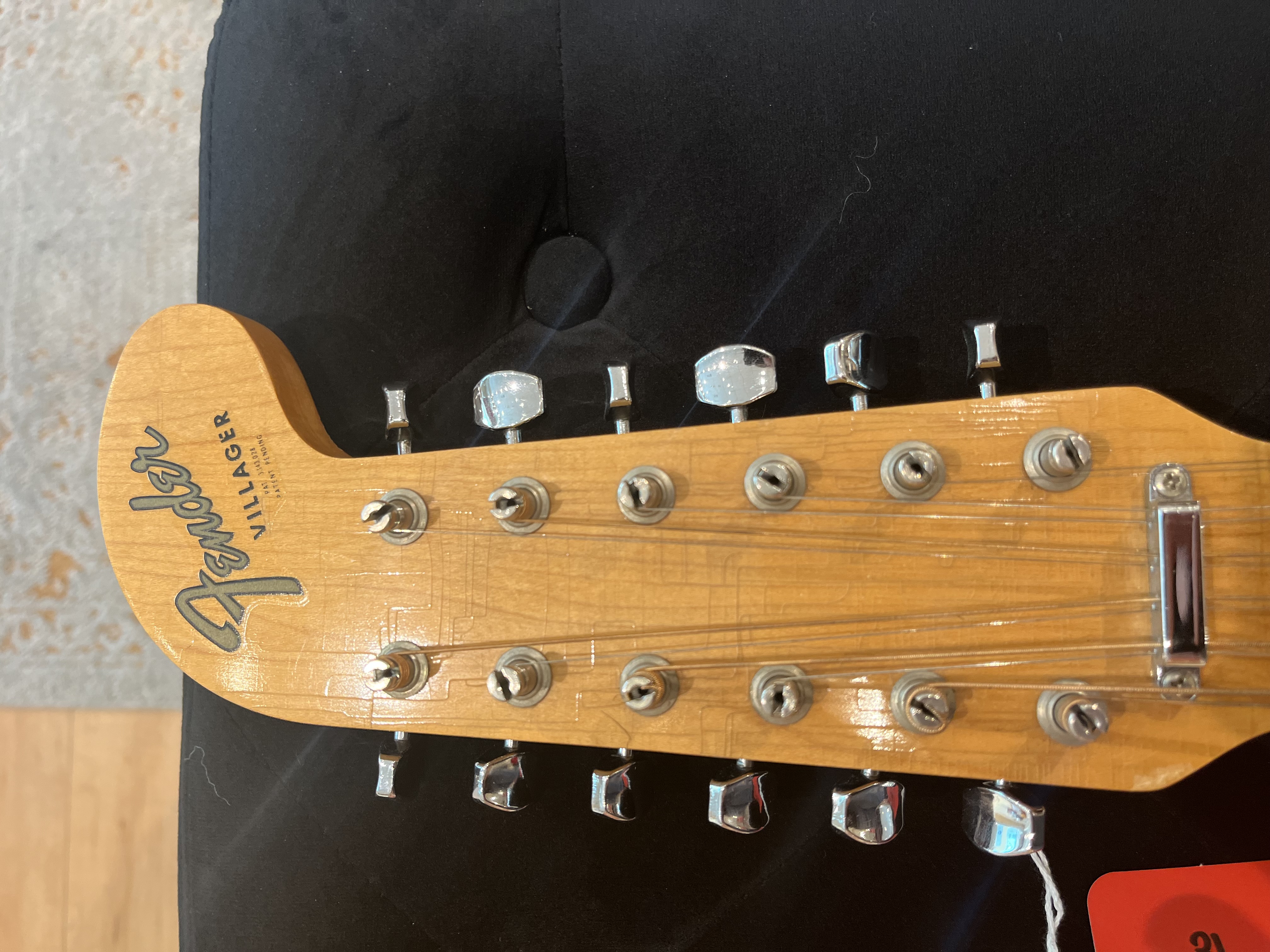 Fender Villager 1965 - Natural view 5