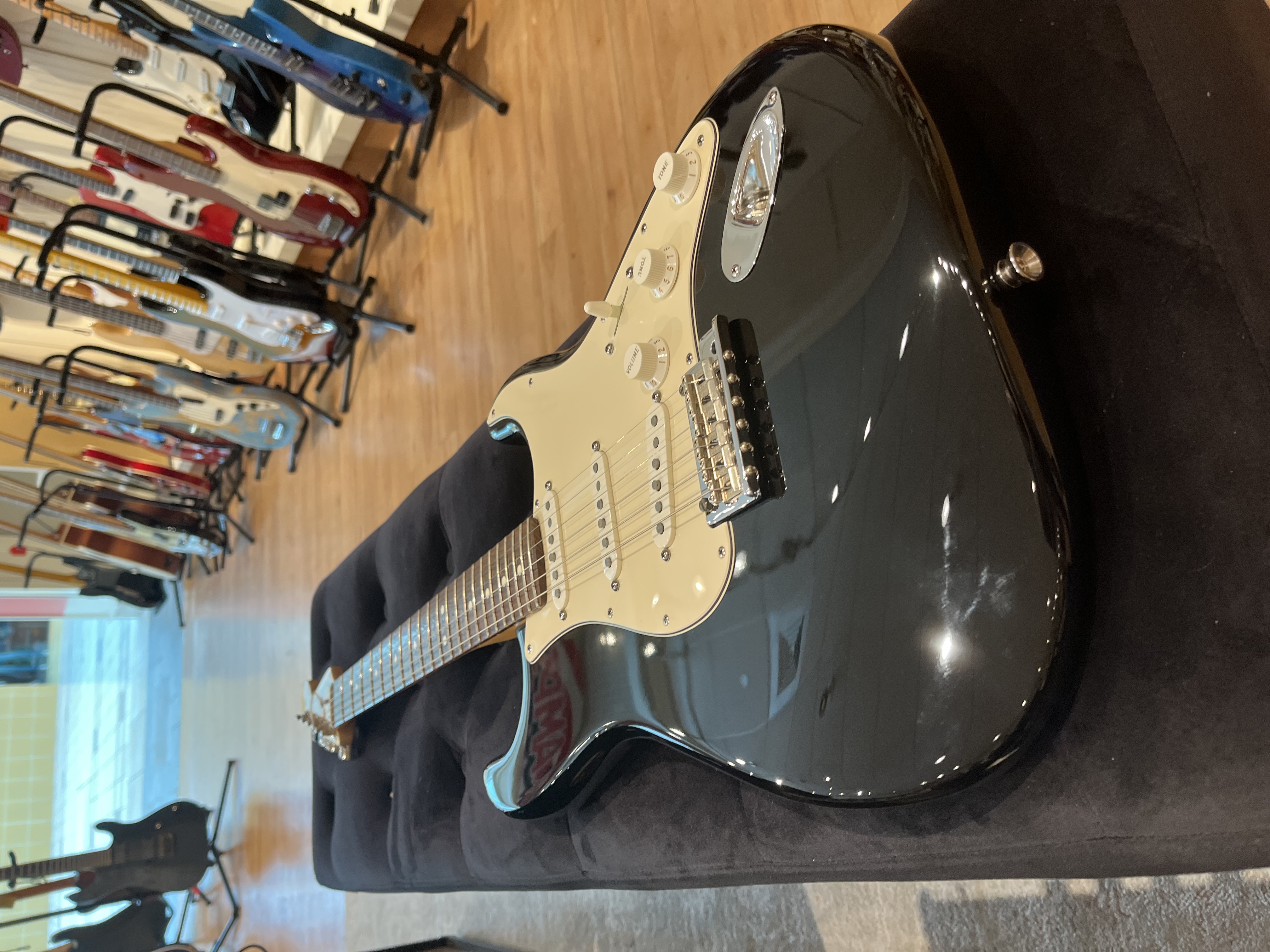 Fender Stratocaster 2007 view 2