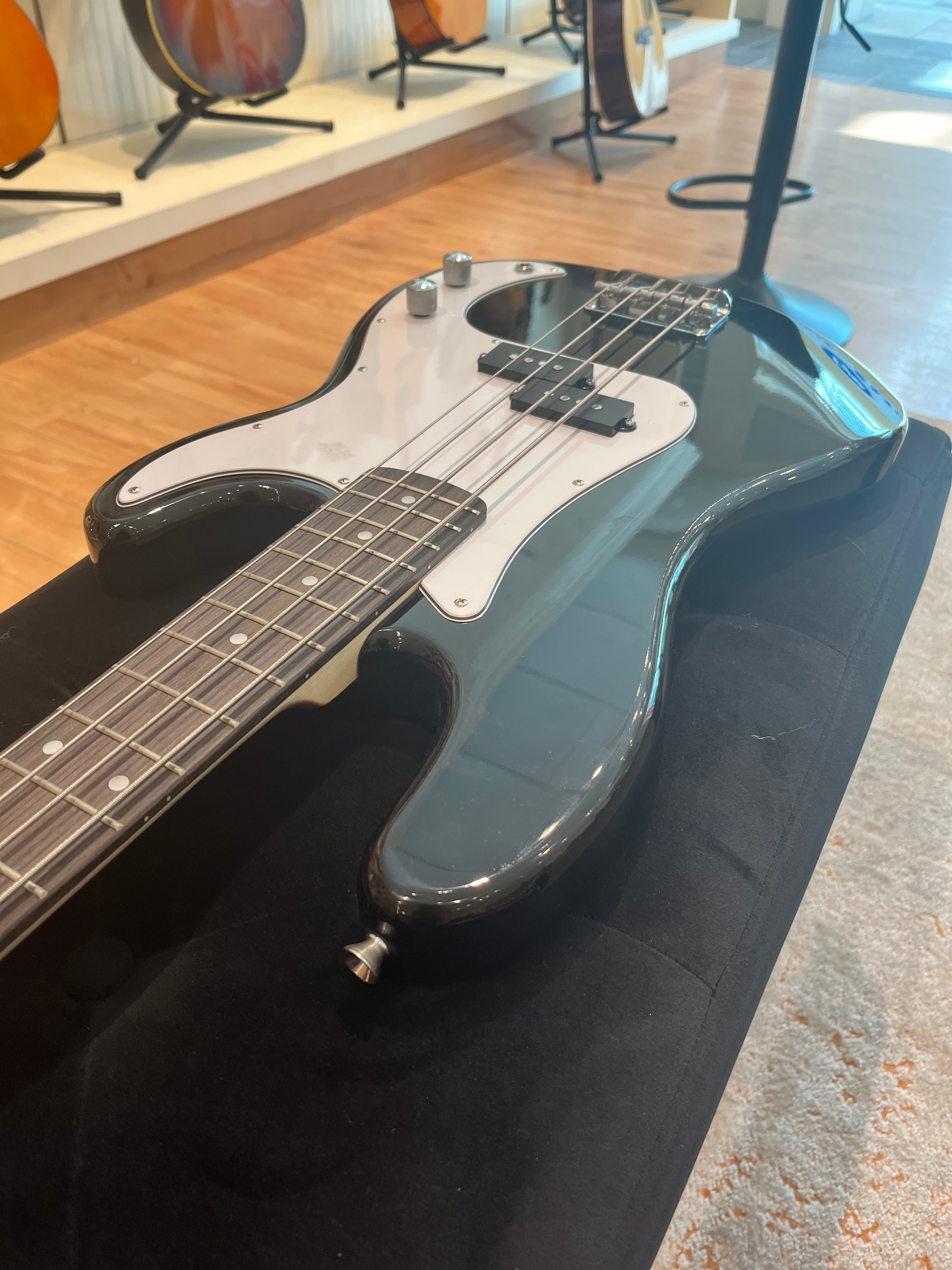 Stadium Black Electric Bass 2024 view 5