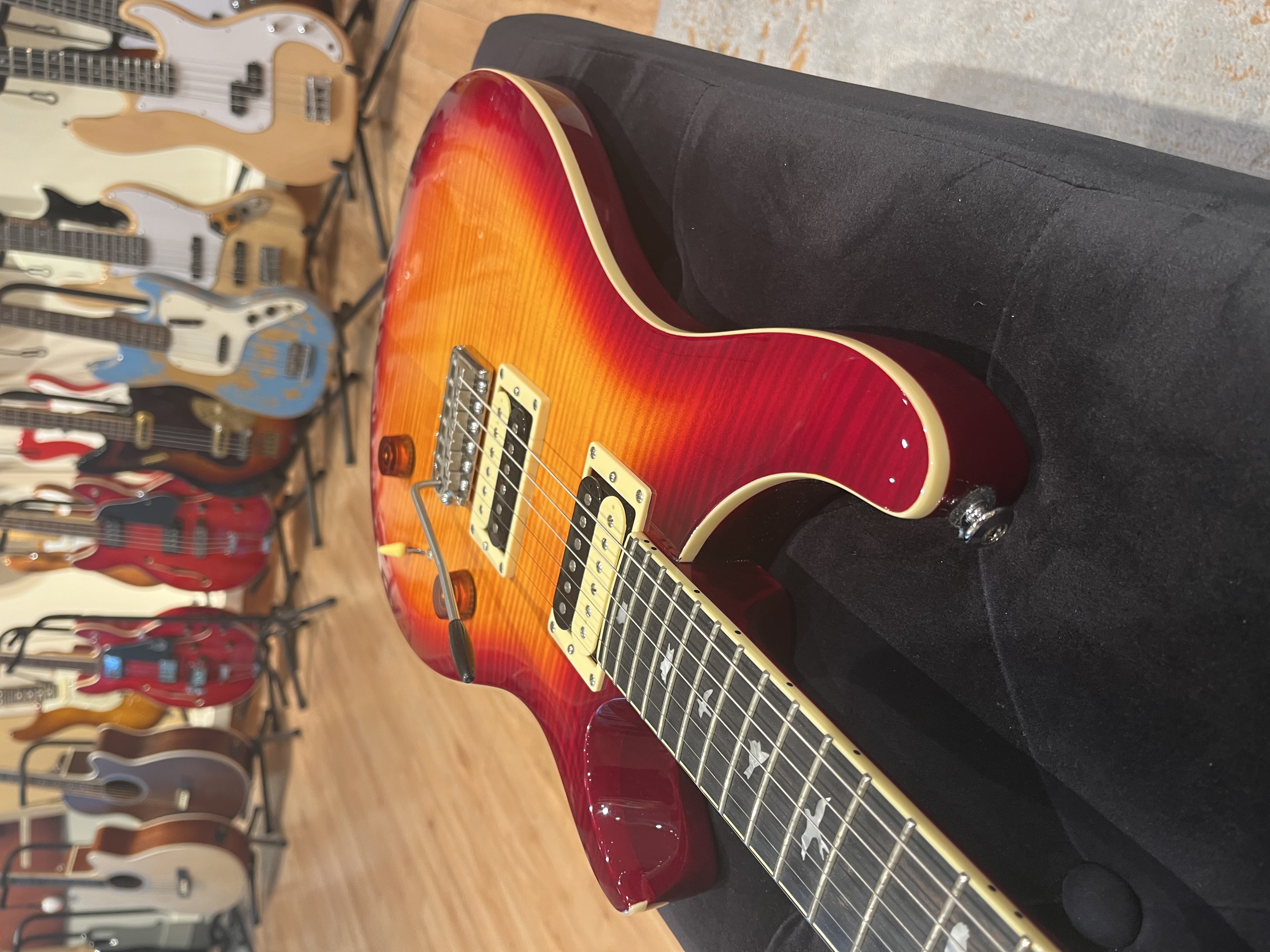PRS SE Custom 2019 view 5