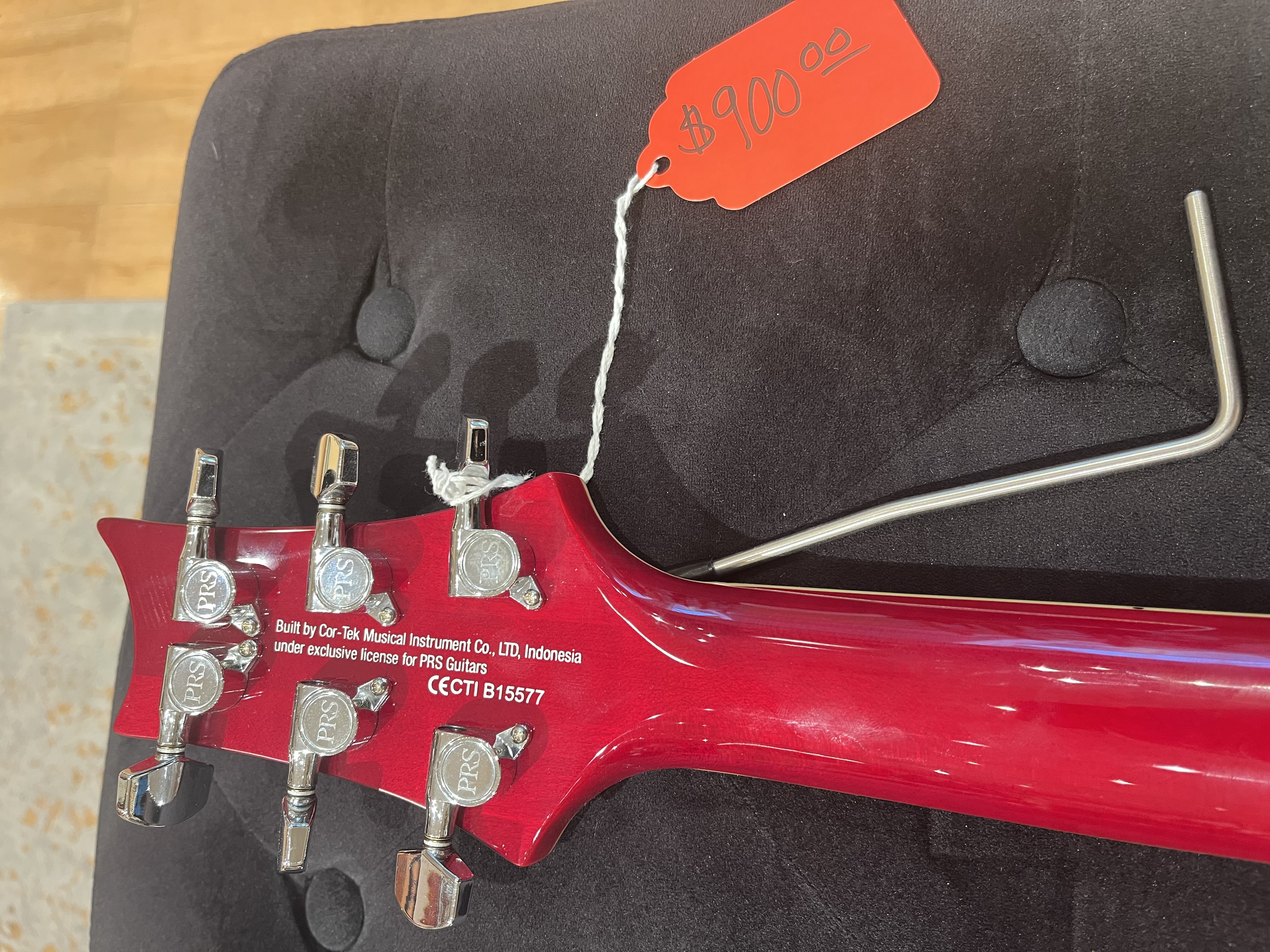 PRS SE Custom 2019 view 12