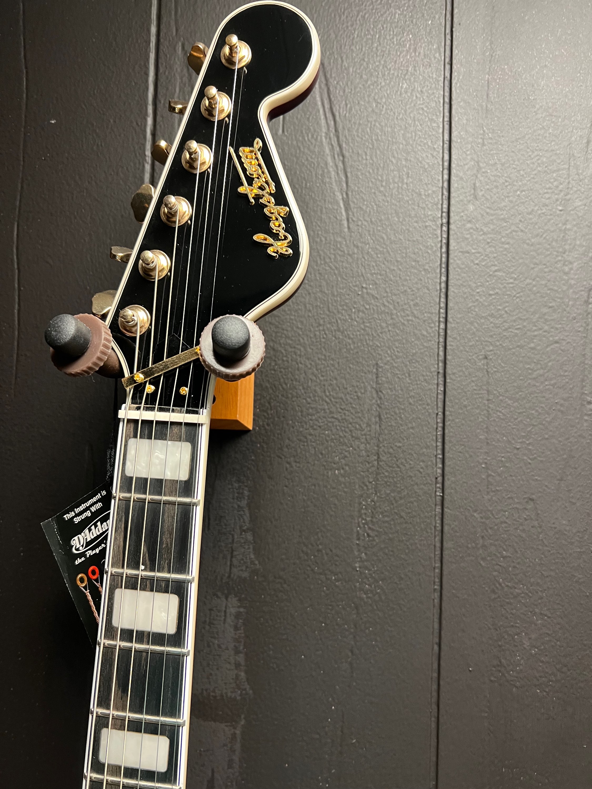 Hagstrom 1967 reissue  new 2023 view 2