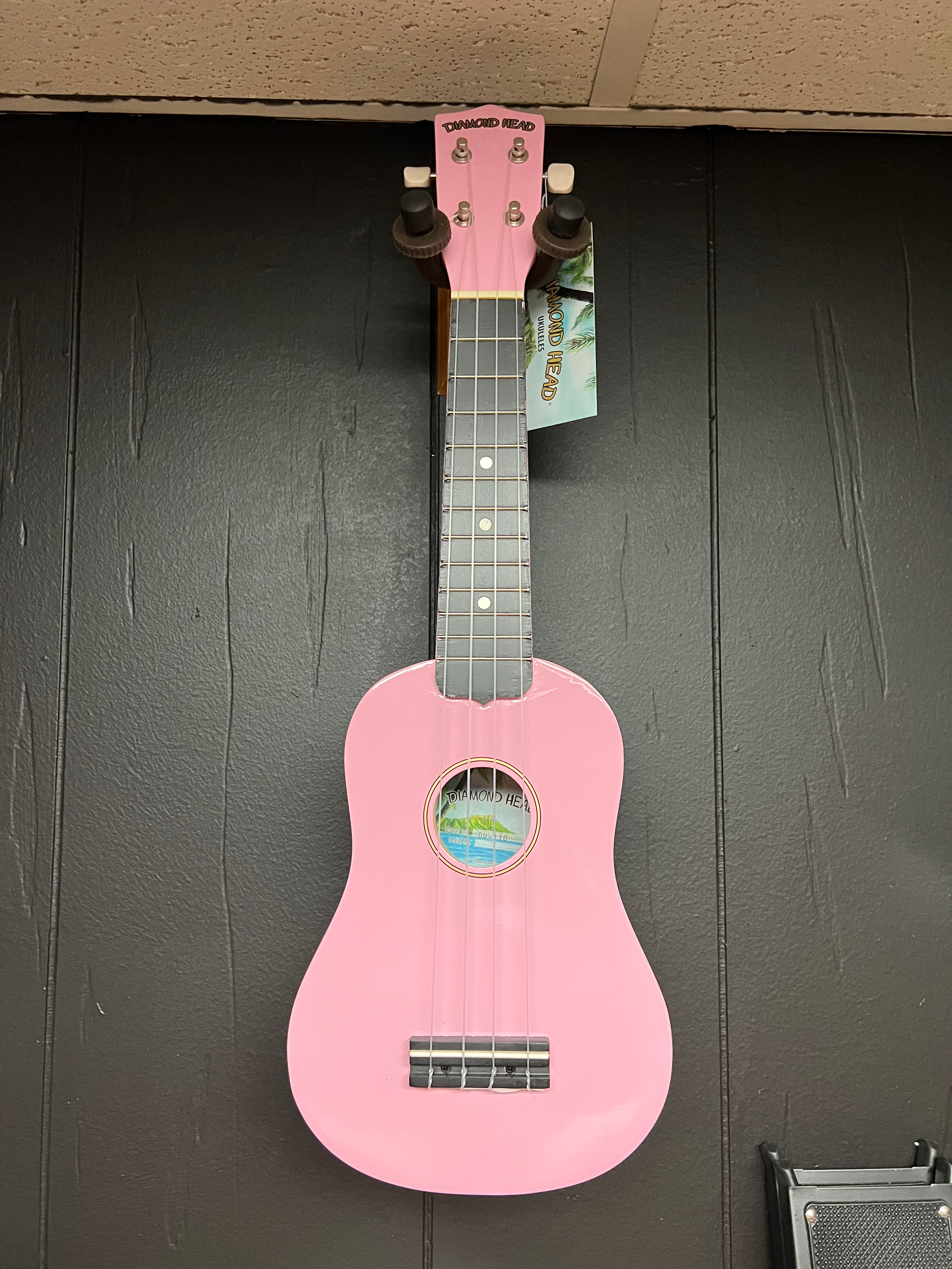 Diamond Head Ukulele view 3