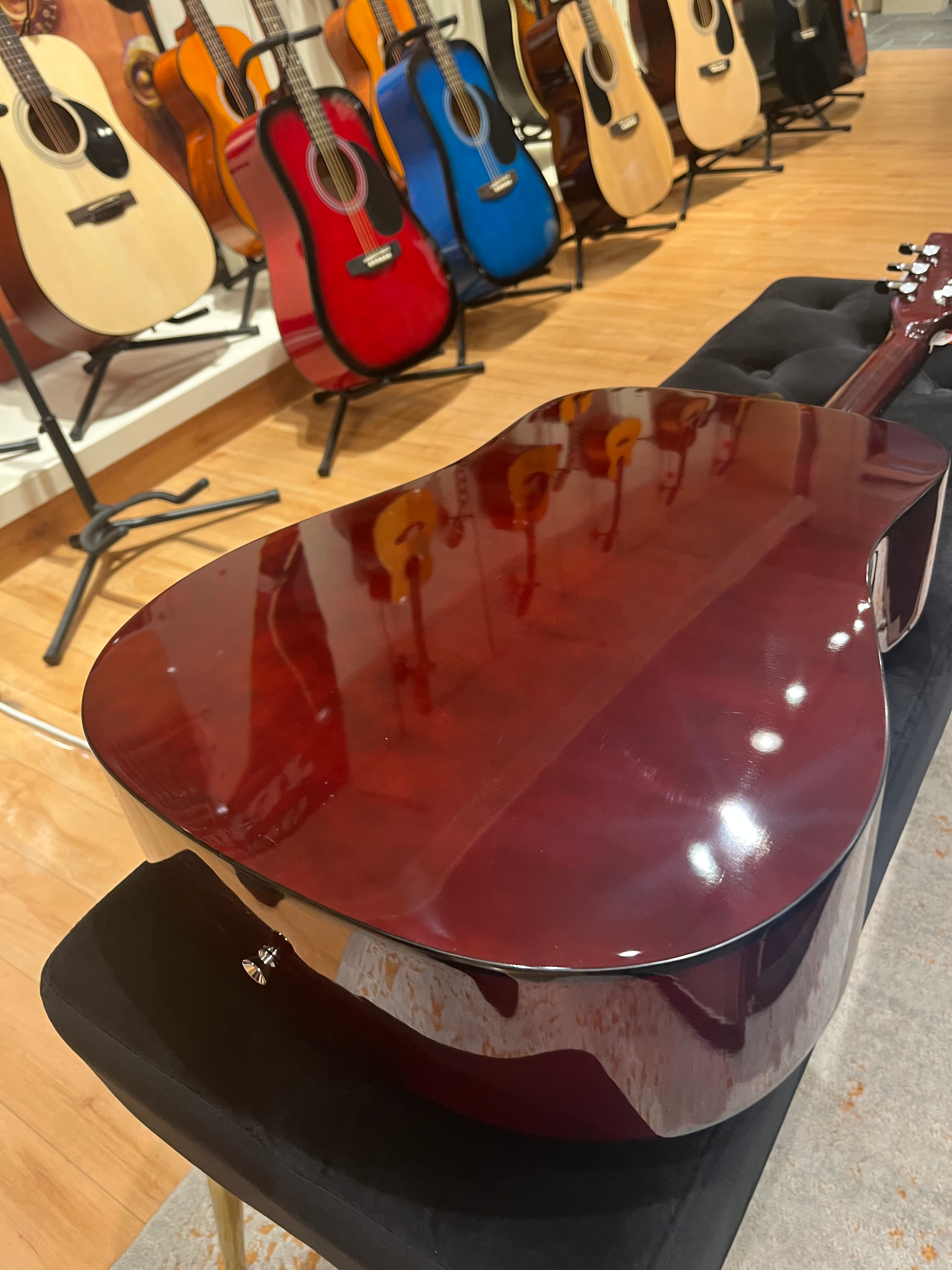 Stadium ST-D-42 Wine Red 2025 view 8