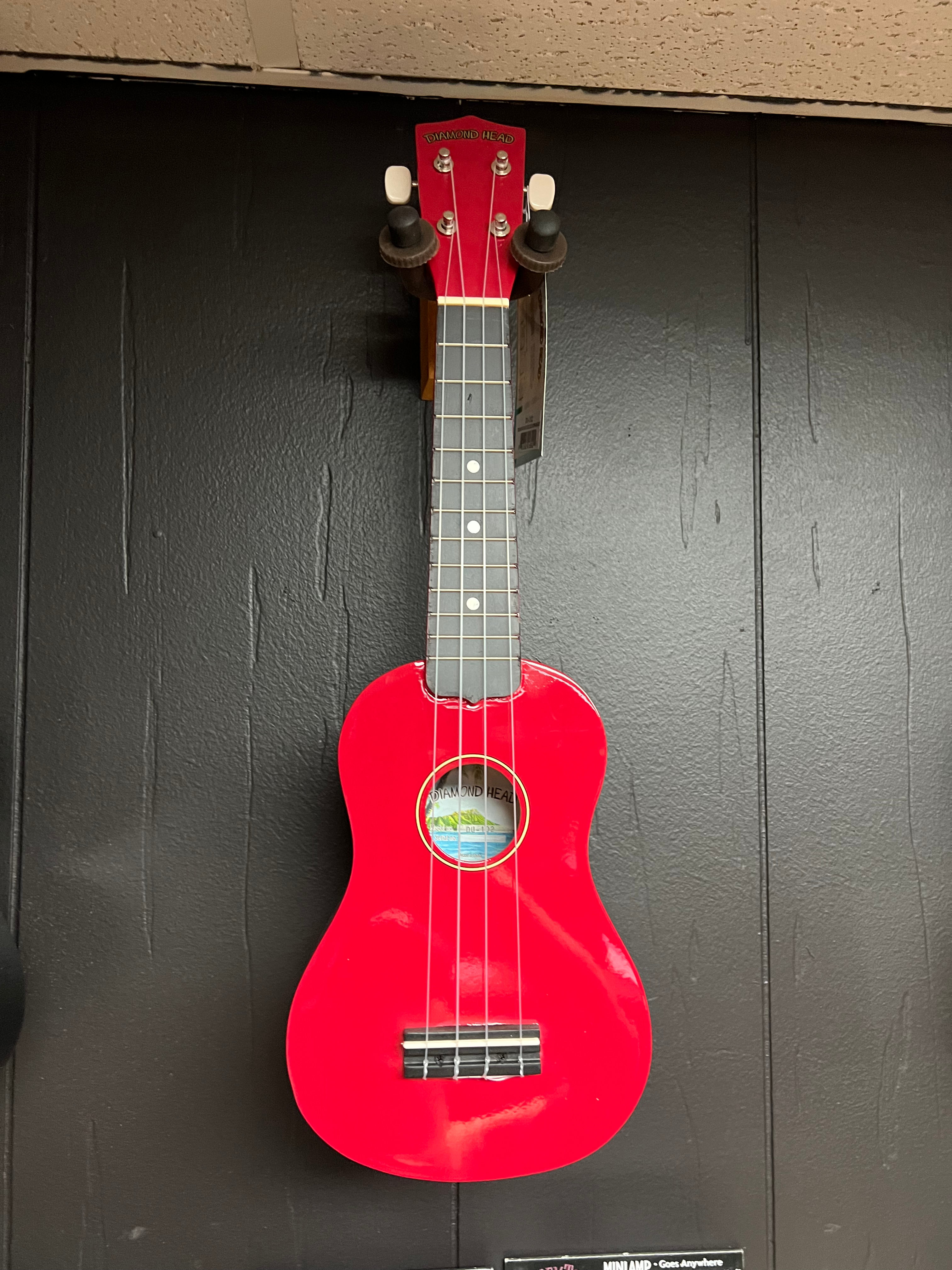 Diamond Head Ukulele view 2