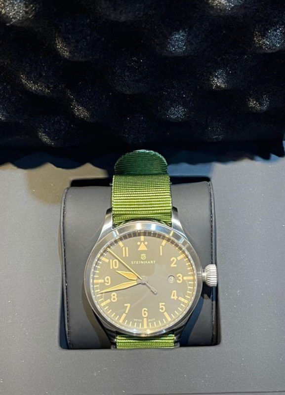 縮圖：STEINHART 神赫 REF:107-1034 軍用飛行錶