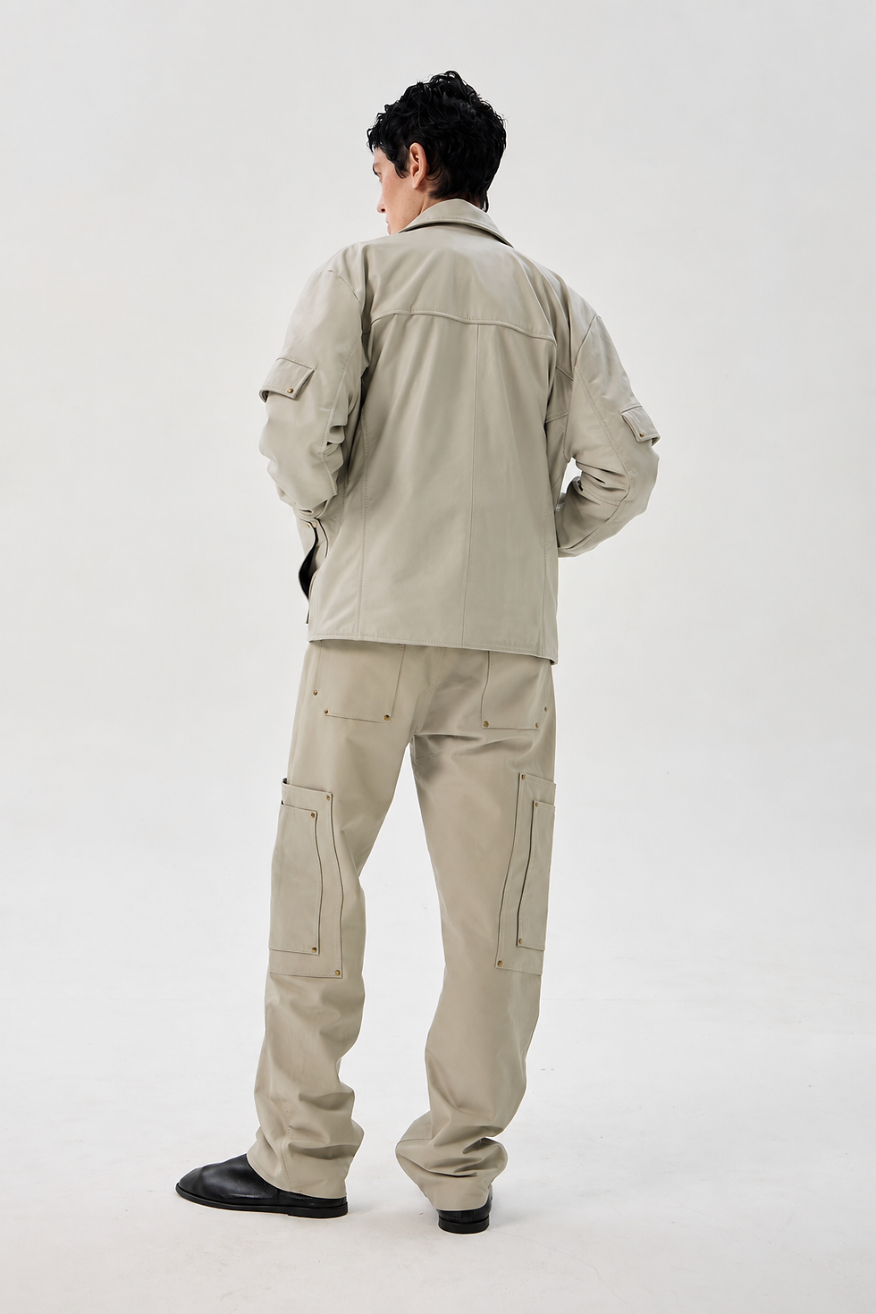 Bone white 100% calfskin double pocket pant with reinforced brass hardware