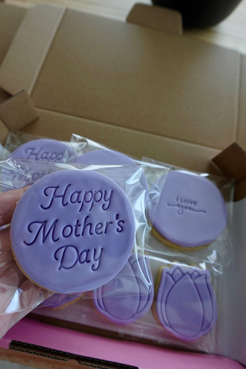 Thumbnail: Mother’s Day Gift Box
