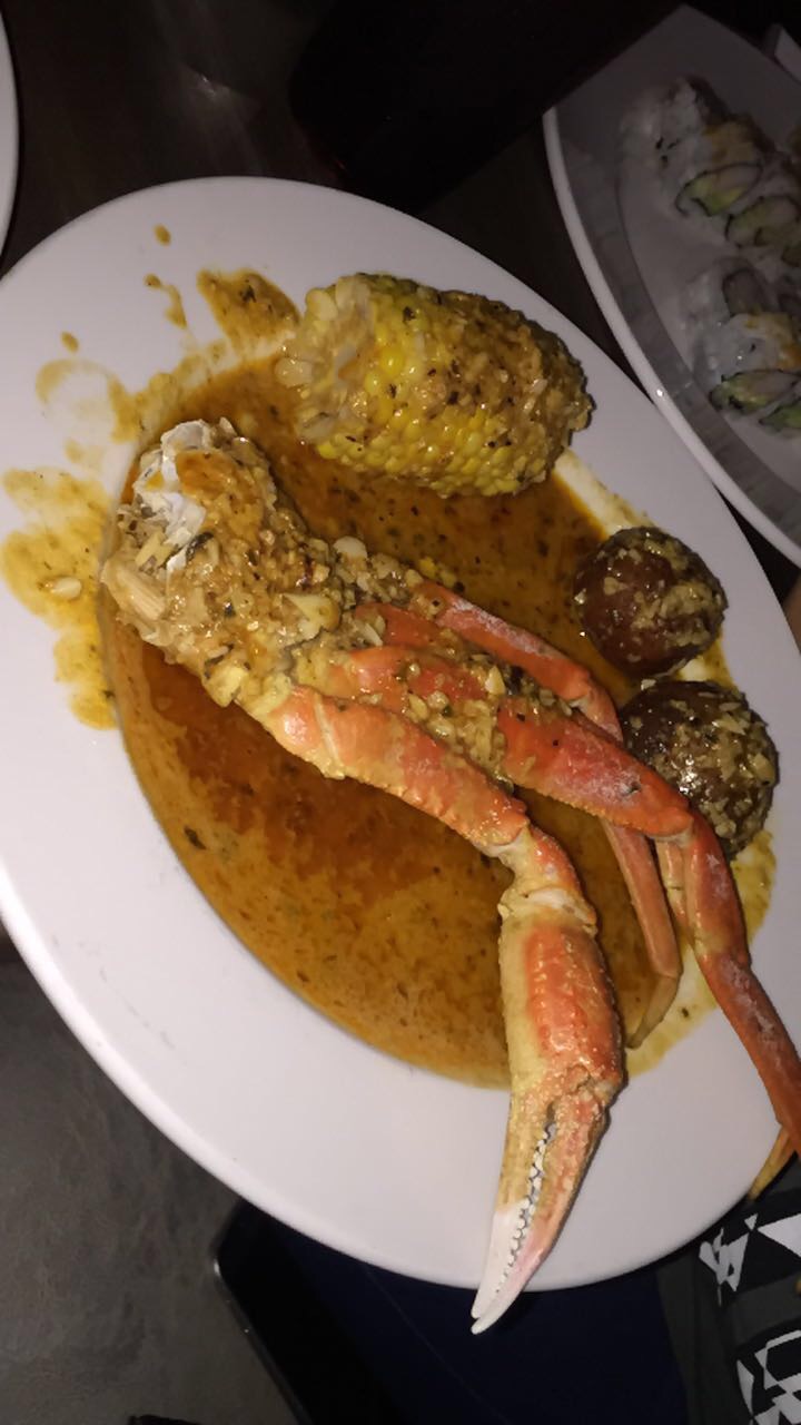 Boiling Special Crab Legs