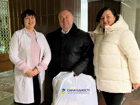 БЛАГОДІЙНИЙ ФОНД "СИЛА ЄДНОСТІ" У ПОРЯДКУ БЛАГОДІЙНОЇ ДОПОМОГИ ПЕРЕДАВ СПОРТИВНИЙ ОДЯГ
