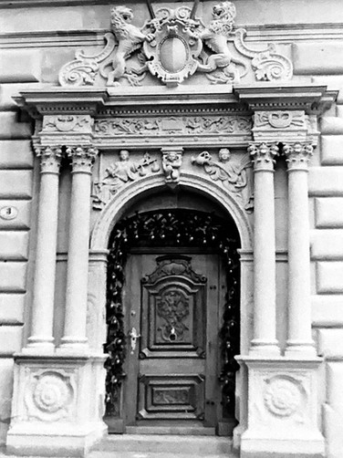 Doorway to Lucern