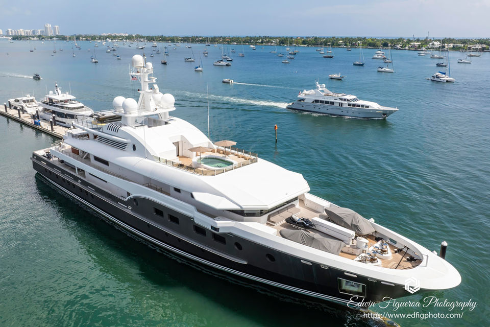 235-foot luxury superyacht docked in Palm Beach, Florida, captured by Edwin Figueroa Photography.