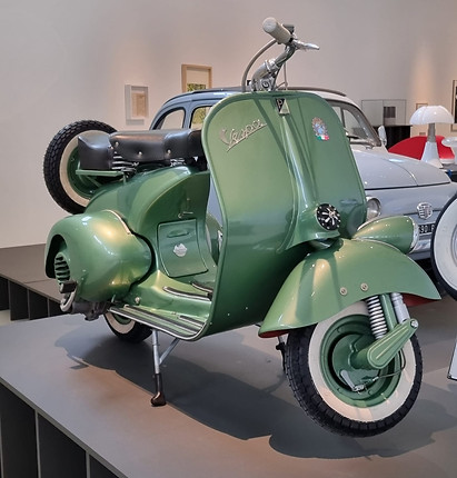Milano Vespa_TriennaleMilano.jpeg
