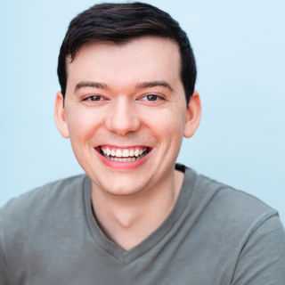 Dan Krackhardt Headshot.jpg