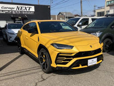 ランボルギーニ　ウルス入庫！