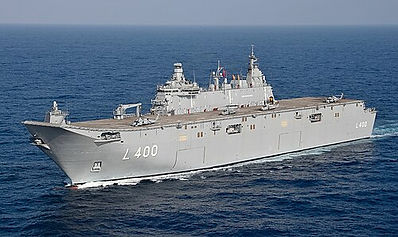 Turkish_Navy_amphibious_assault_ship_TCG_Anadolu_(L400)_steams_in_the_Mediterranean_Sea.jp