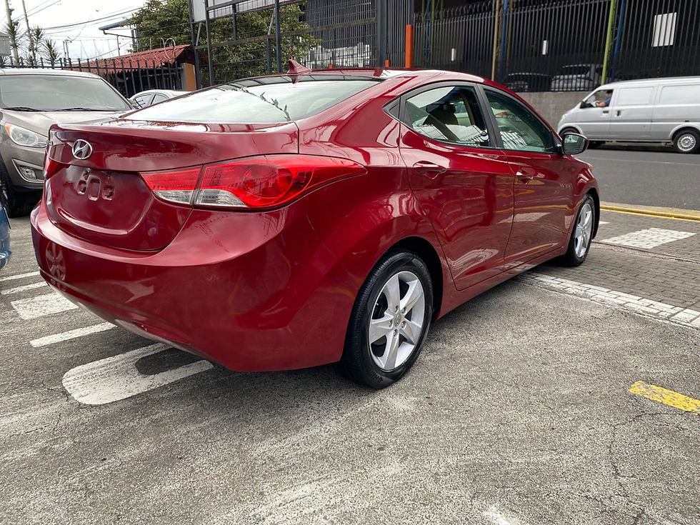 Miniatura: HYUNDAI ELANTRA SE 2013 / VIN 5638