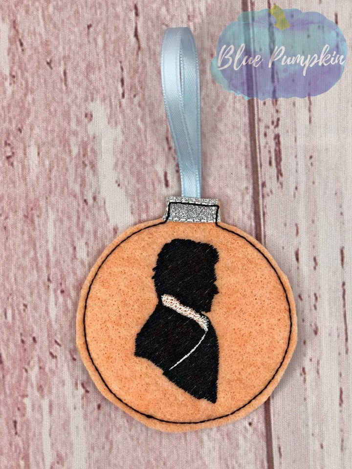 Thumbnail: Outlander Silhouettes Ornament Design