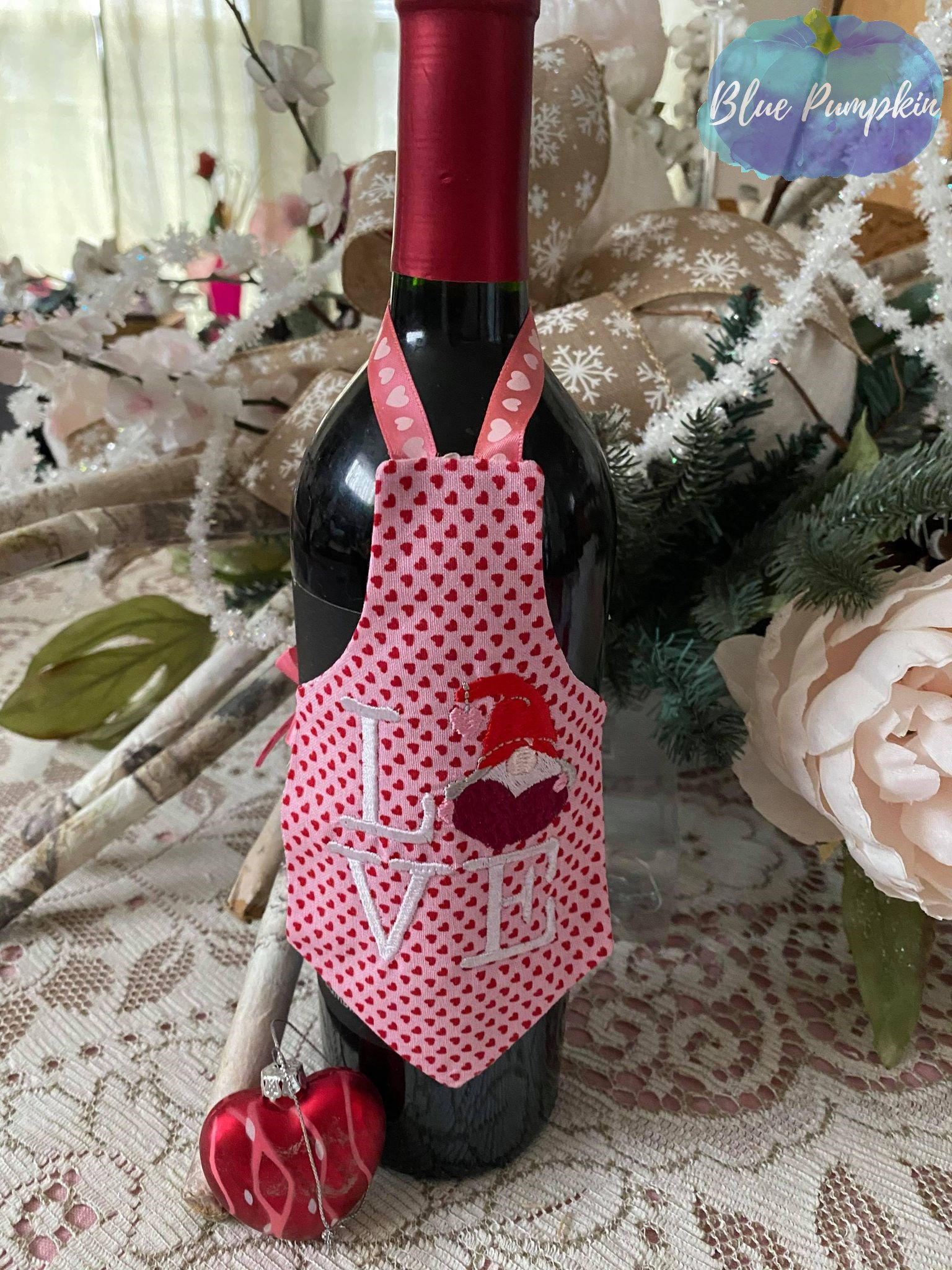 Love Heart Gnome Bottle Apron