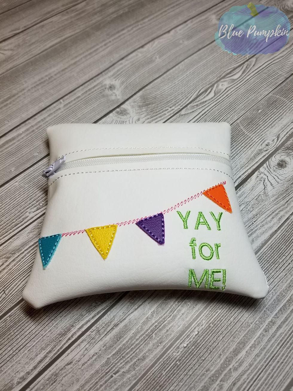 Thumbnail: YAY for me...  5x5 ITH Zipper Bag Design