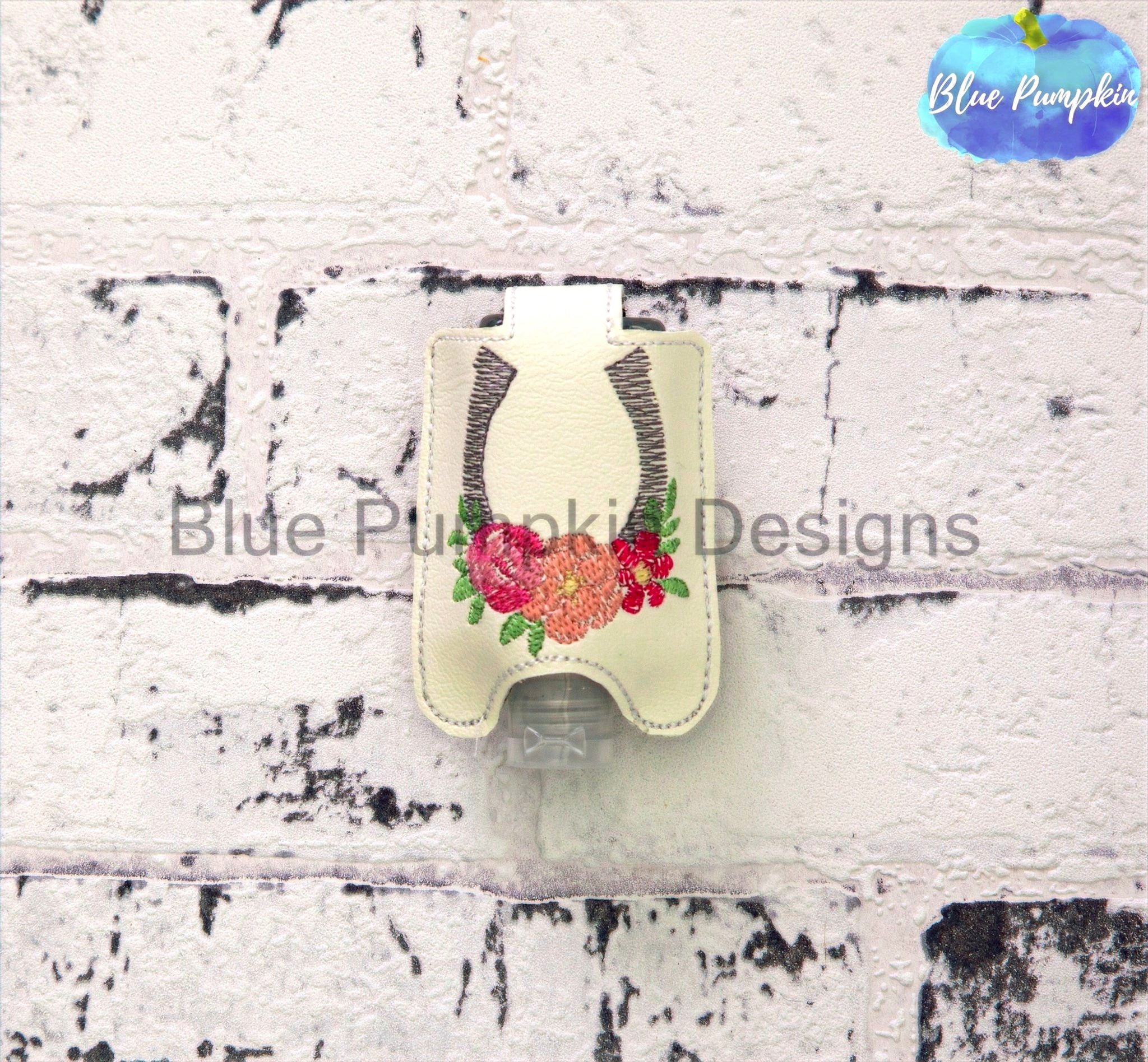 Horseshoe w Flowers 1oz Sanitizer Holder