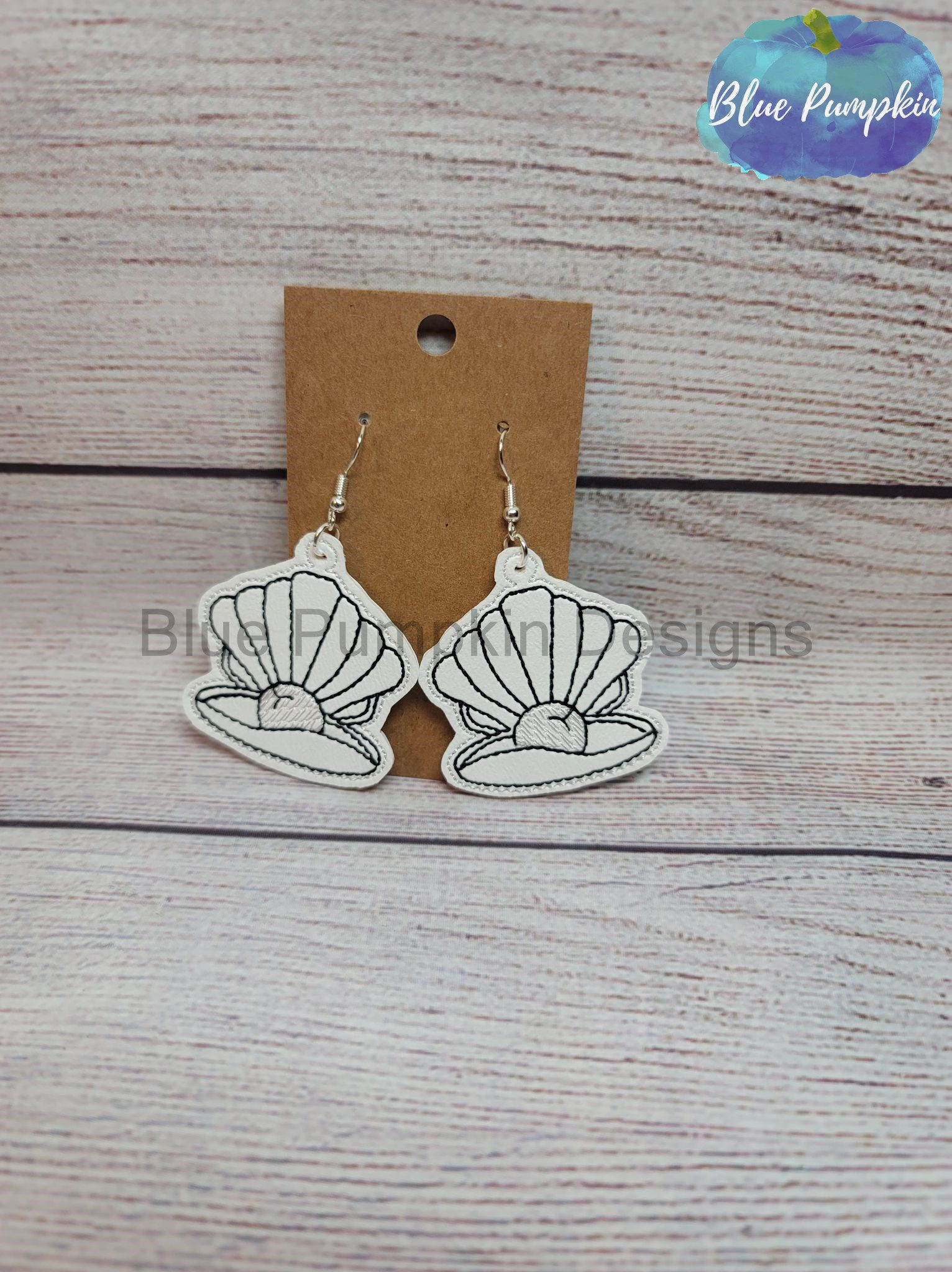 Shell w Pearl Earrings