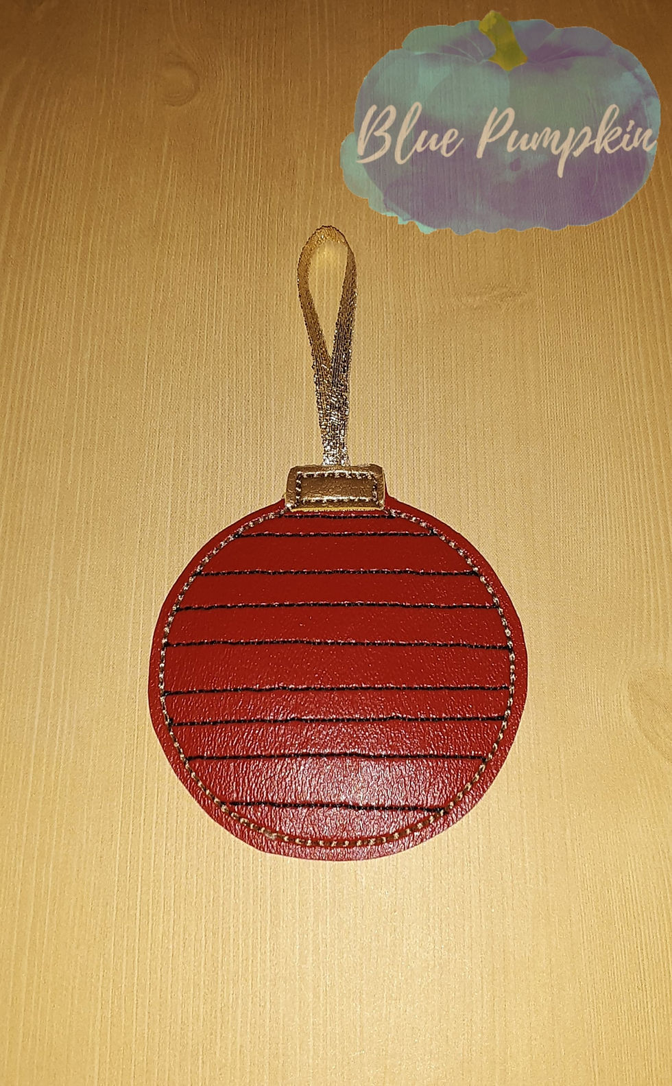 Thumbnail: Linus Shirt Ornament Design