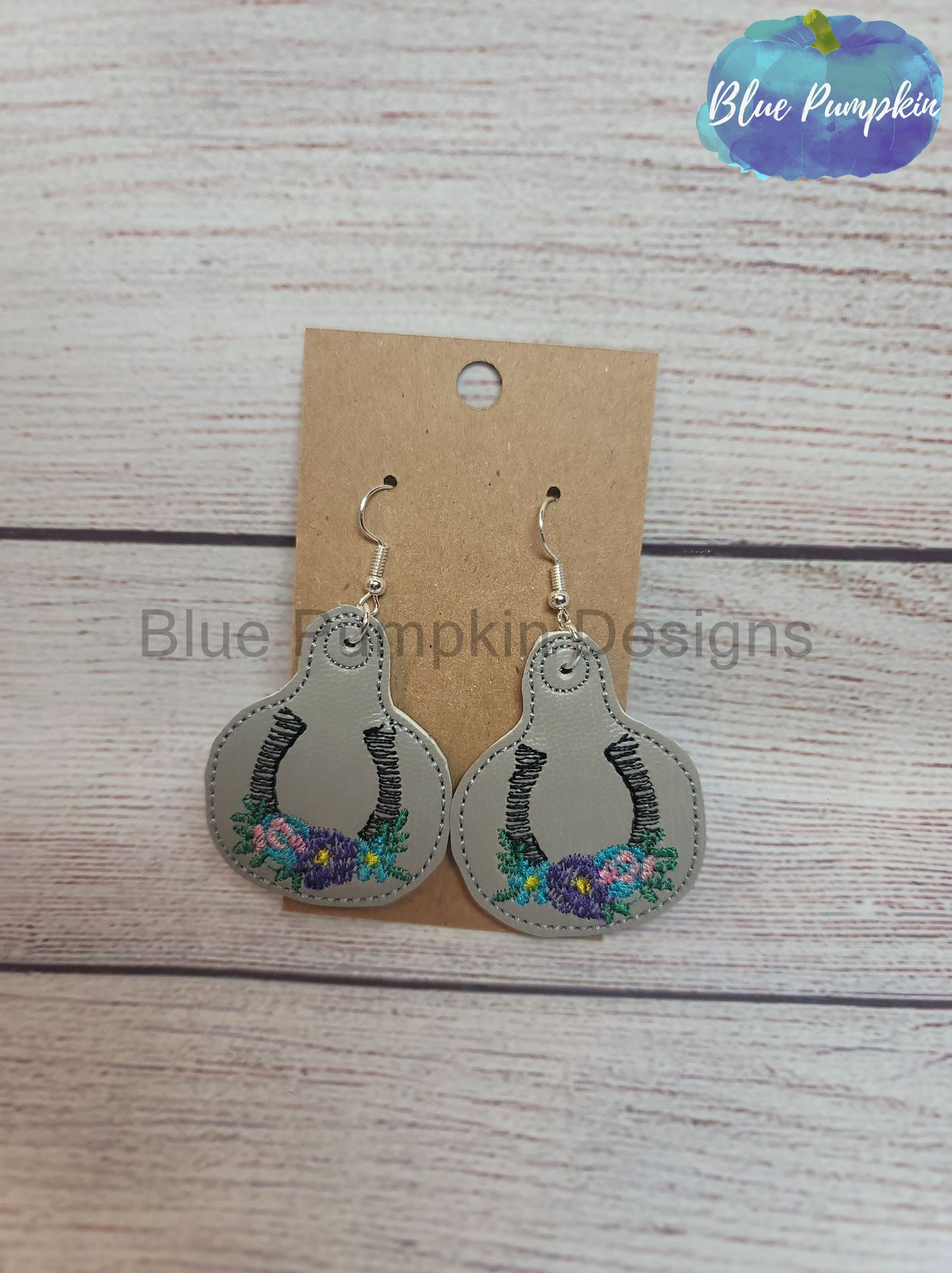 Horseshoe w Flowers Earrings