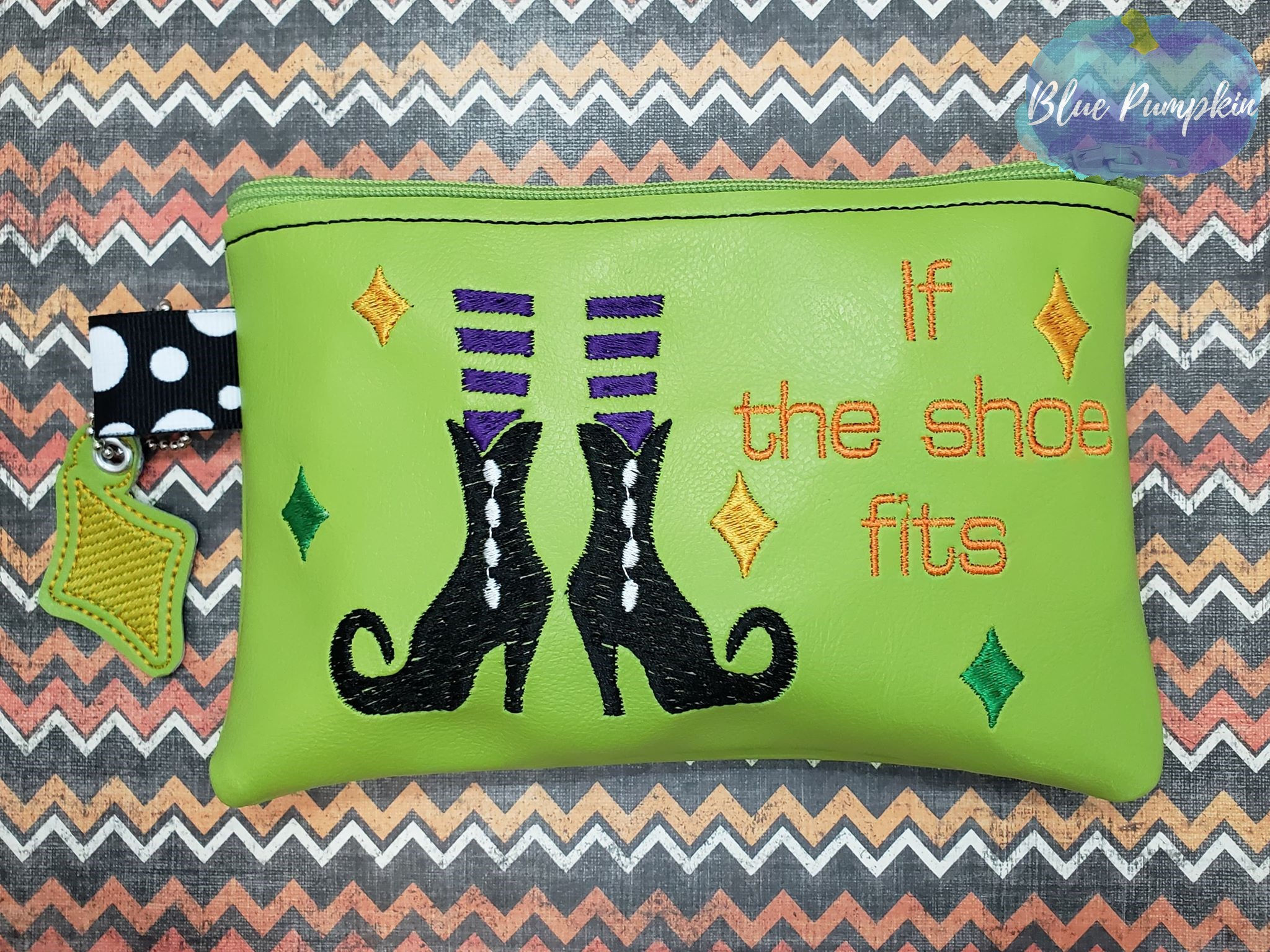 If the Shoe Fits ITH Zipper Bag Design