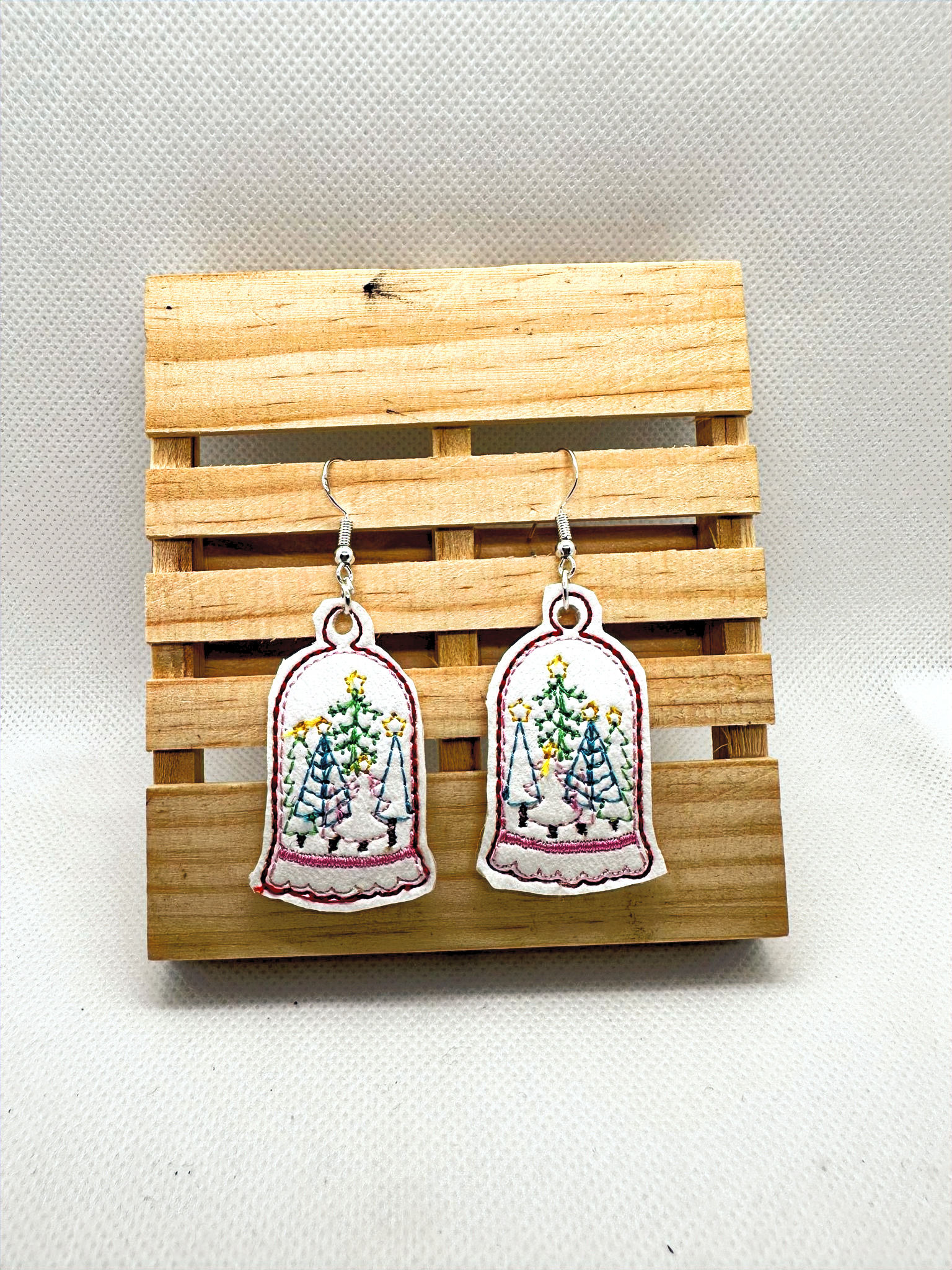 Globe w Christmas Trees Earrings