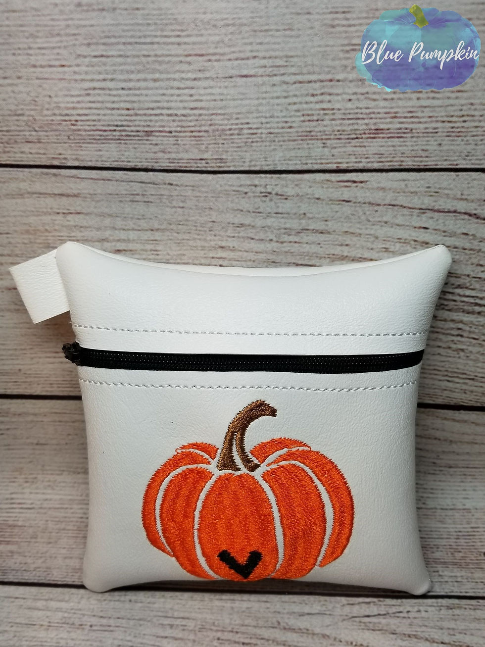 Thumbnail: Pumpkin With Heart  ITH Bag Design