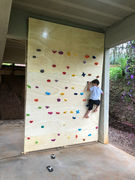 Parede de escalada infantil 