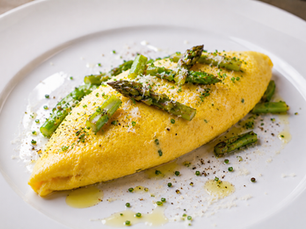 Italian Asparagus and Pecorino Romano Omelette | Omelette agli Asparagi e Pecorino Romano