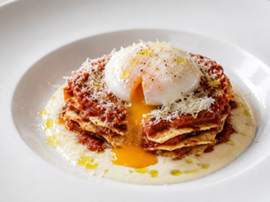 Pane Frattau Contemporaneo con Uovo Morbido e Pecorino Sardo (Italian Sardinian Contemporary Pane Frattau with Soft Egg and Pecorino)