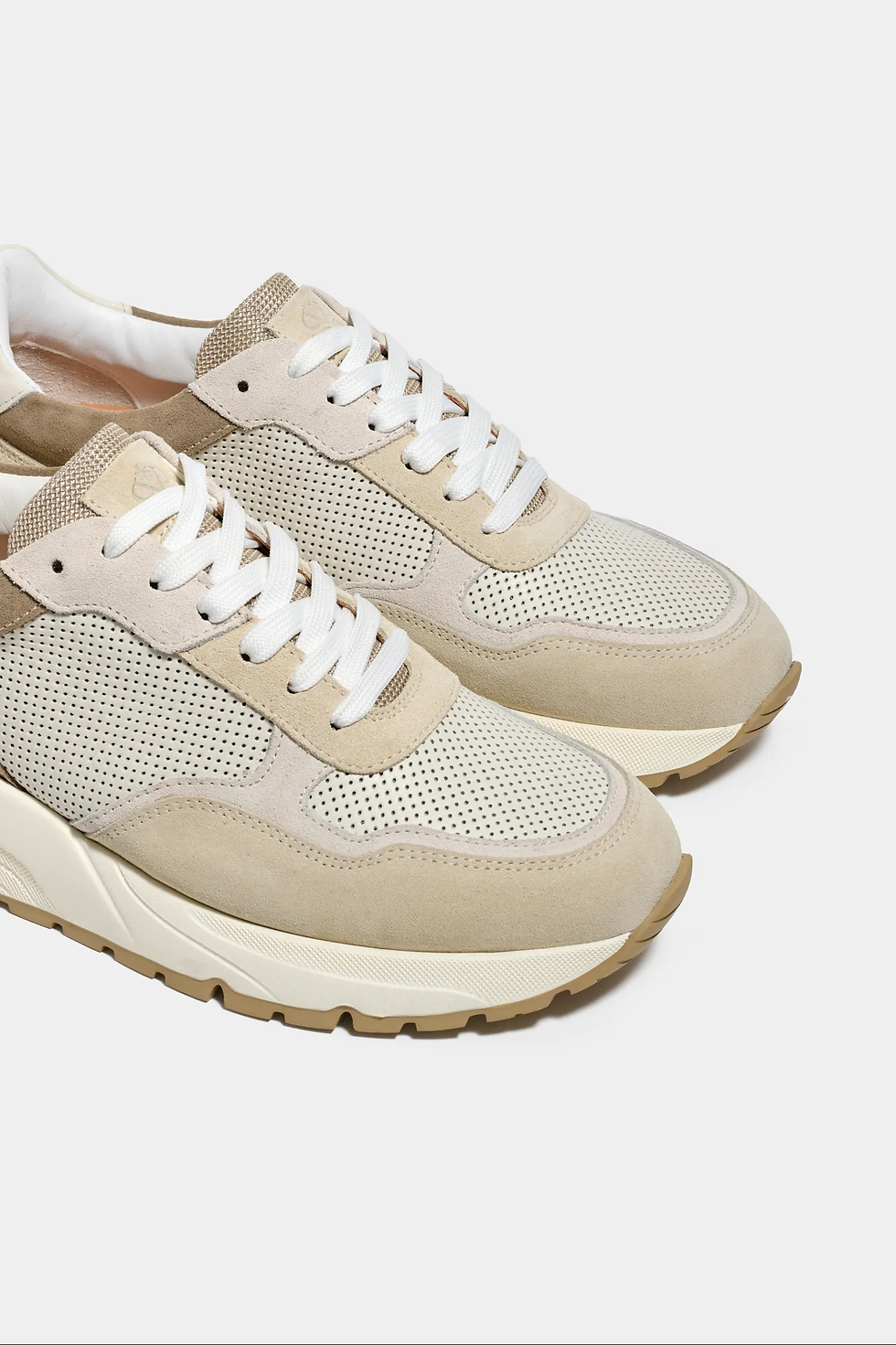 Thumbnail: Runners - Beige and White