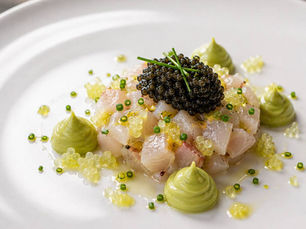 Tartare di Ricciola, Avocado, Finger Lime e Caviale Baerii (Italian Amberjack Tartare with Avocado, Finger Lime and Baerii Caviar)