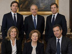 Italian Family: The Marzotto Family, From Veneto Textiles to Fashion and Wine / La Famiglia Marzotto, dai Tessuti Veneti alla Moda e al Vino