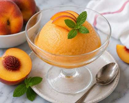Sorbetto alla Pesca (Italian Peach Sorbet)