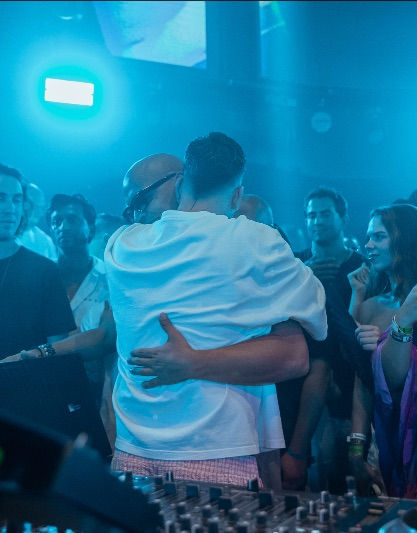 Mahmut Orhan’s ‘Sounds Like Pillowtalk’ Residency Opening Night Triumph