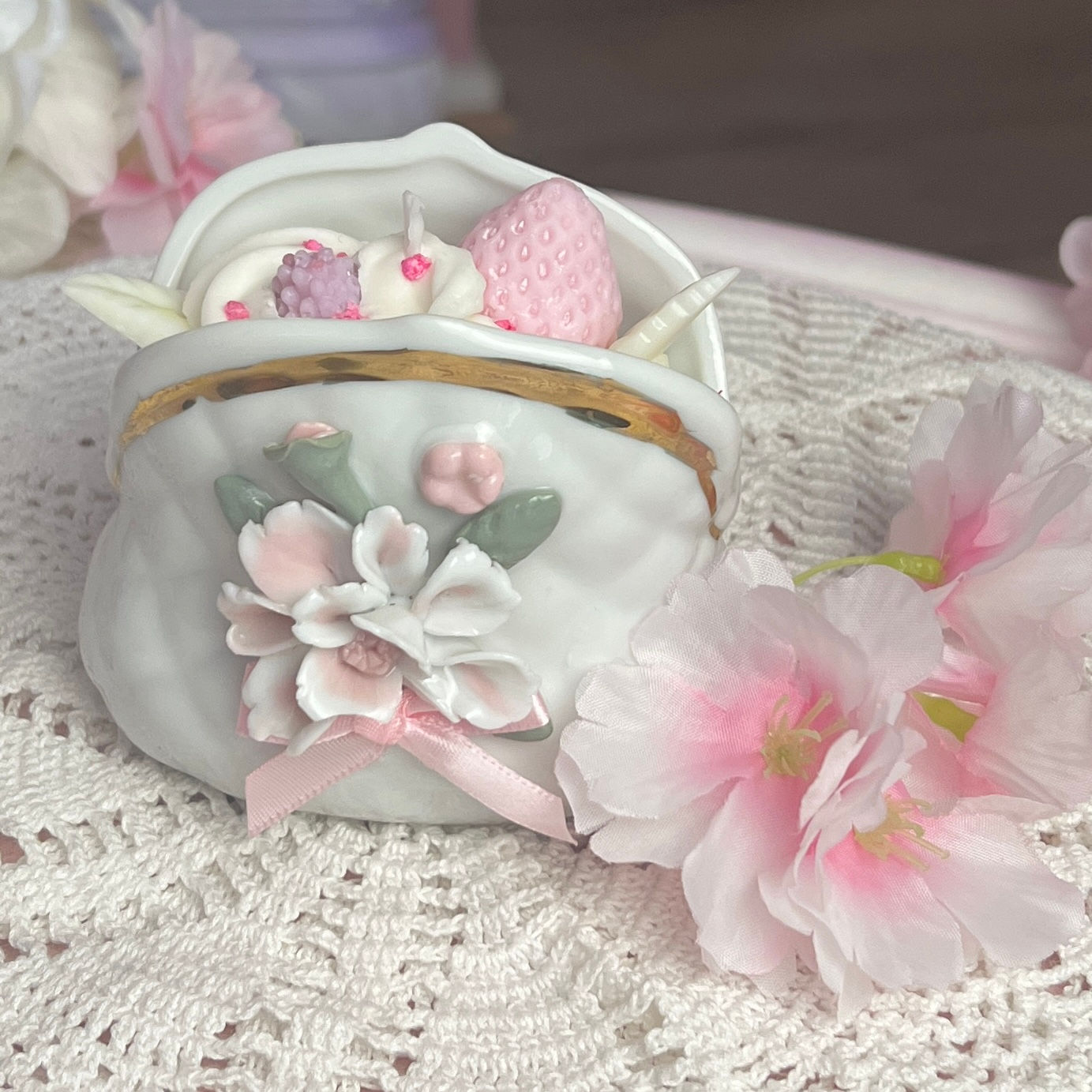 Chantilly Candle (Rosalie)