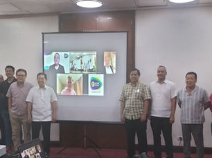 Newly elected Officers and Trustees of the AIM Alumni Board for 2024-2025