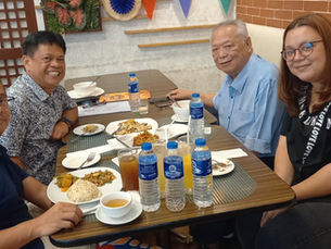 AAAIM CHAIRMAN VISITS ALUMNI IN BICOL