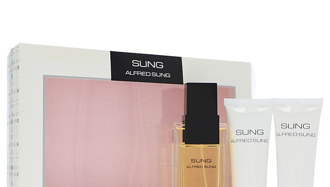 Alfred SUNG by Alfred Sung