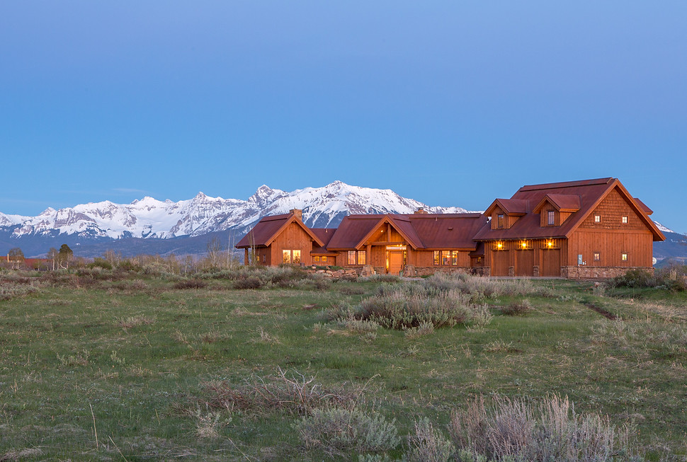 Exterior Dusk Glow-Wide.jpg