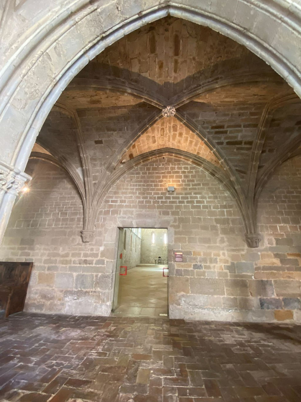 Entrada al refectorio