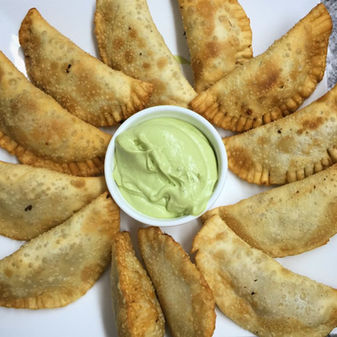 Empanadas de carne mechada