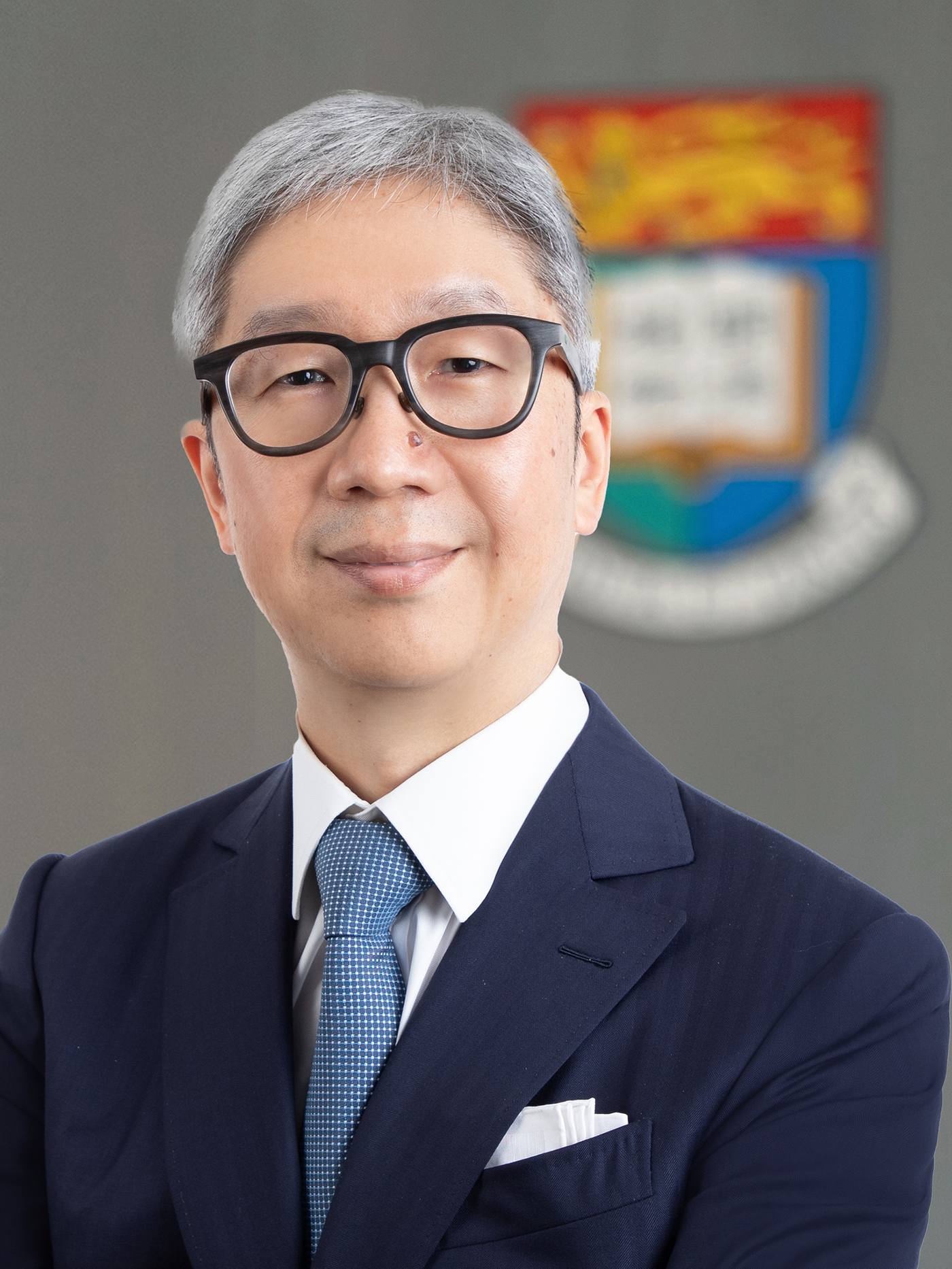 Dr Michael Hsinwith bg.jpg