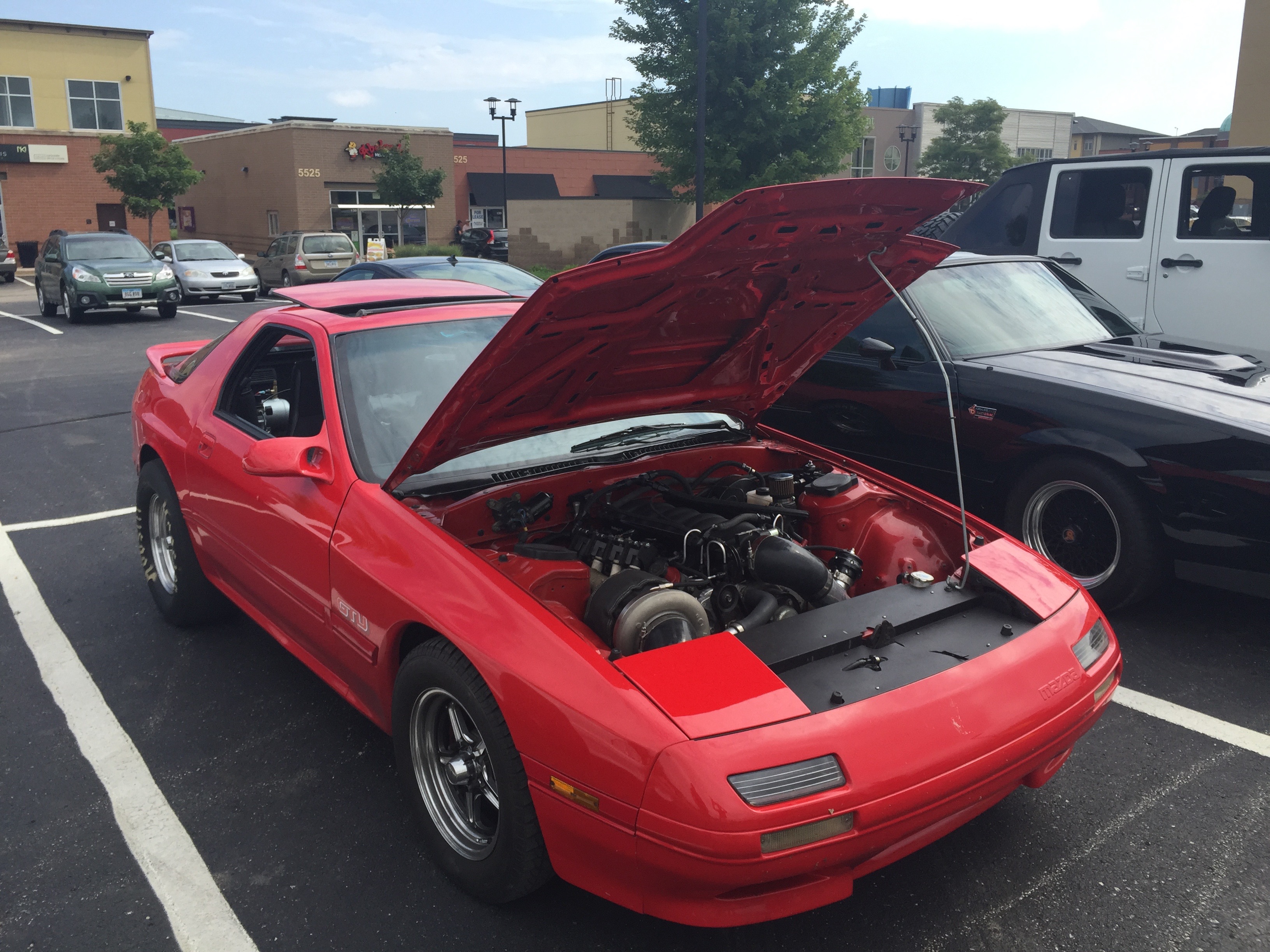 Car Club Crawl Discover Des Moines Thriving Car Community On Craigslist - pl1wvbx
