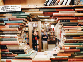 Successful Authors Who Don’t Use Social Media